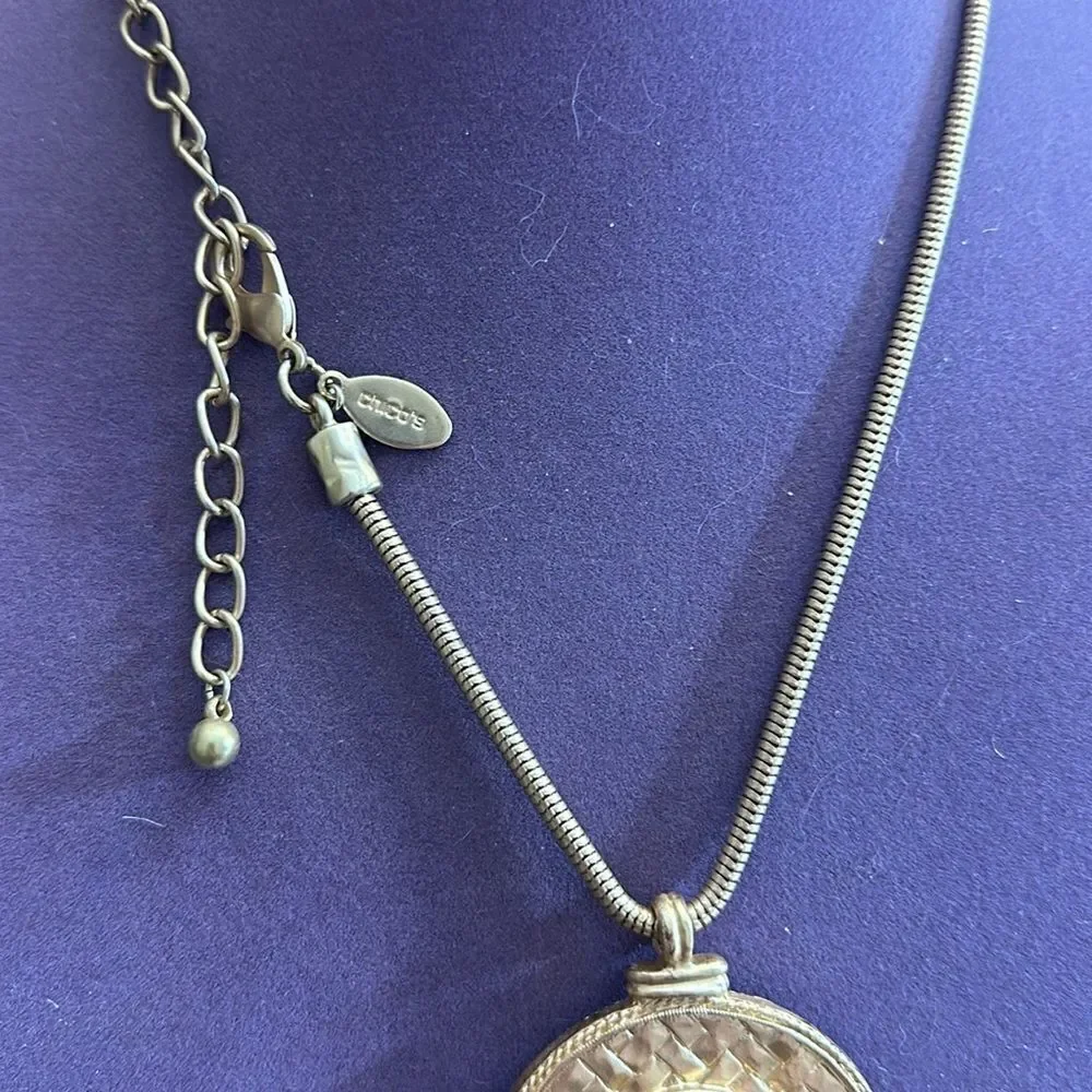 Chicos REVERSIBLE Necklace Pearl and Equestrian Design